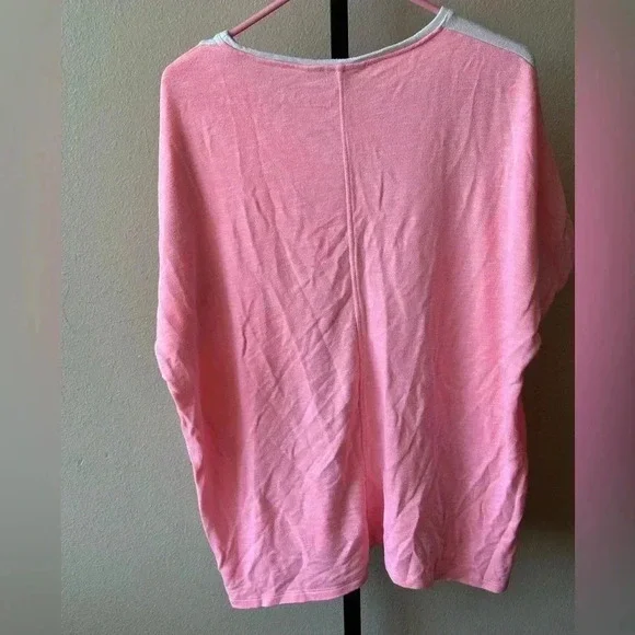 Shirt size large - Picture 4 of 4